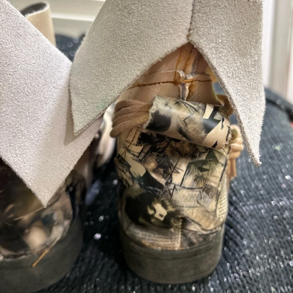 TMA Eyes Beige Newspaper-Print Leather Ankle Boots - Picture 8 of 14